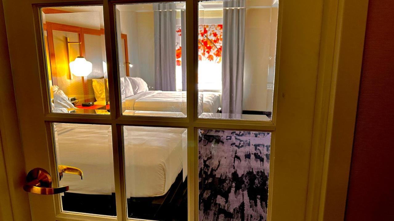 Newmarket Hotel And Suites Eksteriør bilde