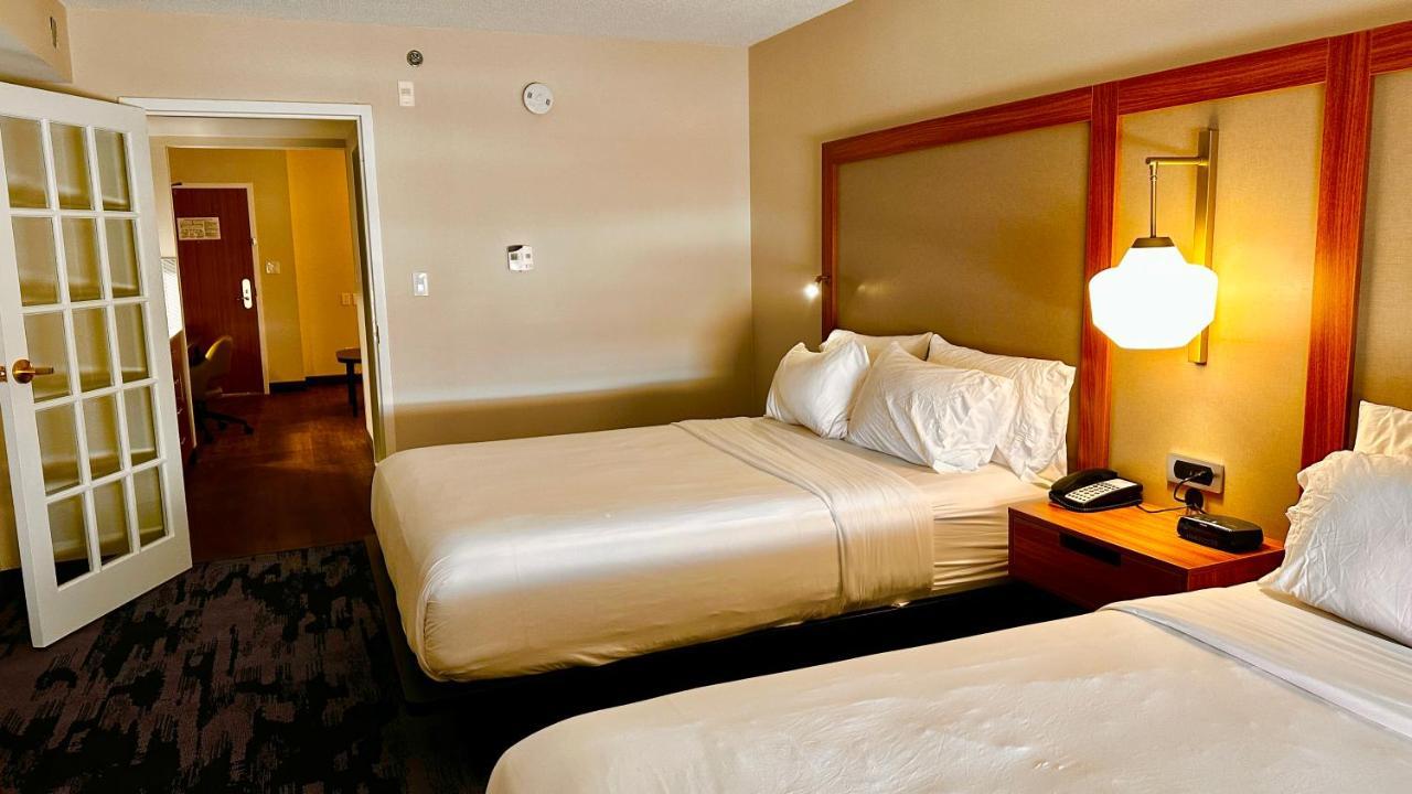 Newmarket Hotel And Suites Eksteriør bilde